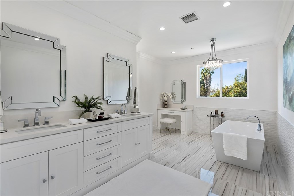 4537 Ben Avenue Studio City, CA 91607 - Photo 28 of 50