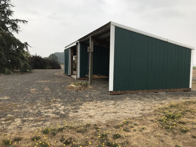 11225 Ehlen Road Northeast Aurora, OR 97002 - Photo 13 of 32