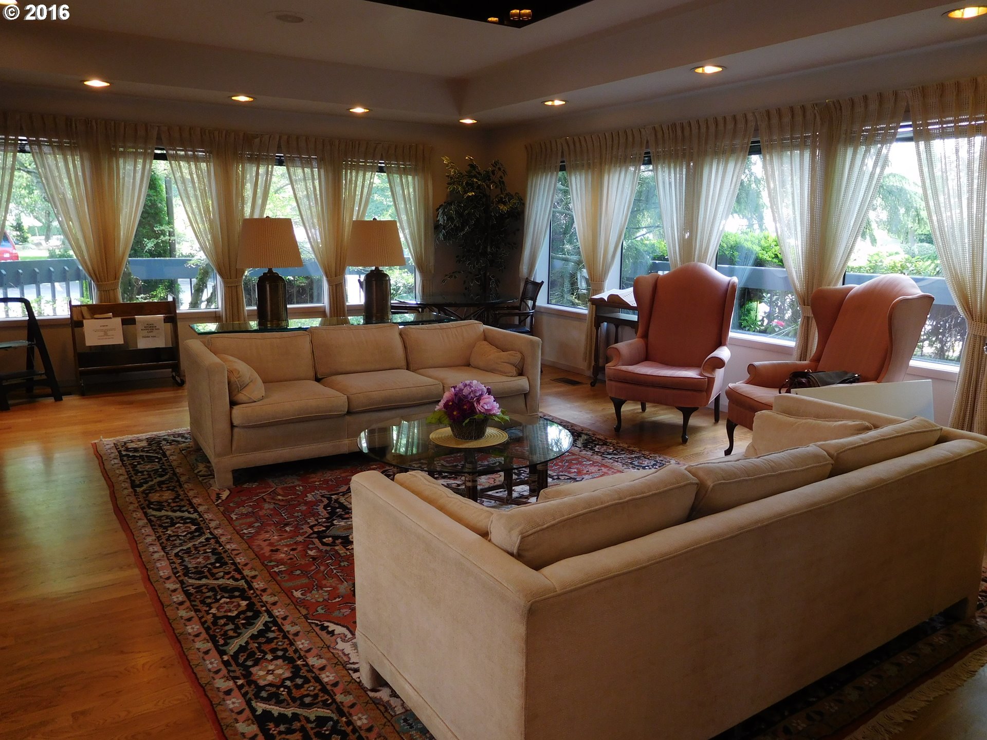 2139 Northeast 148th Place Portland, OR 97230 - Photo 8 of 15