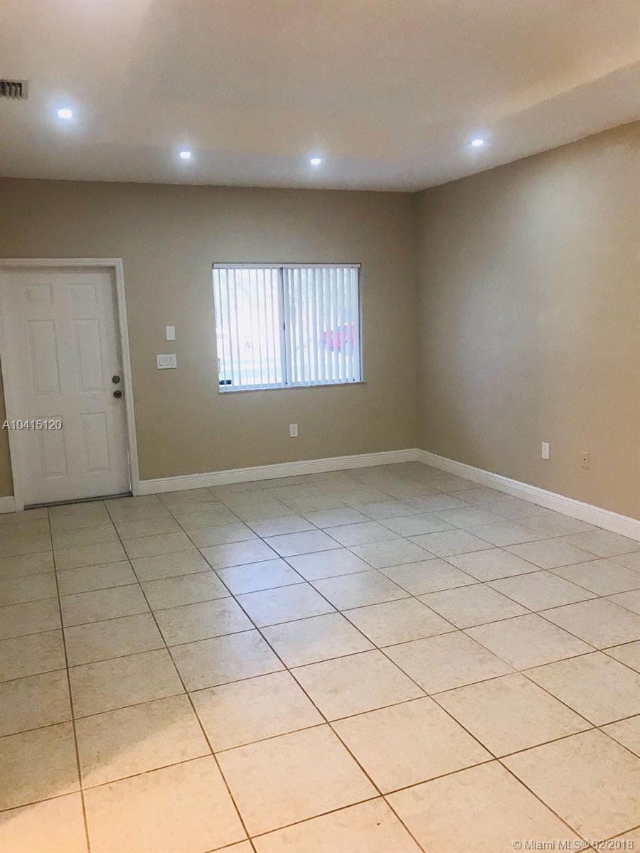 216 Southwest 15th Terrace Homestead, FL 33030 - Photo 8 of 15 Gallery Image 8