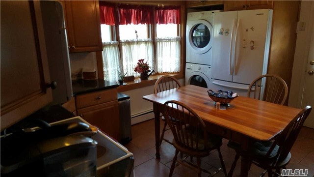 4 Blacksmith Road Levittown, NY 11756 - Photo 4 of 9