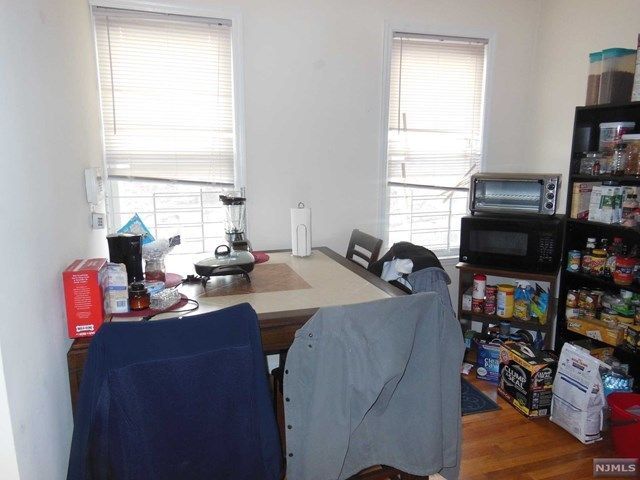 $1,700 | 233 Ferry Street, Unit 4, Newark, NJ 07105