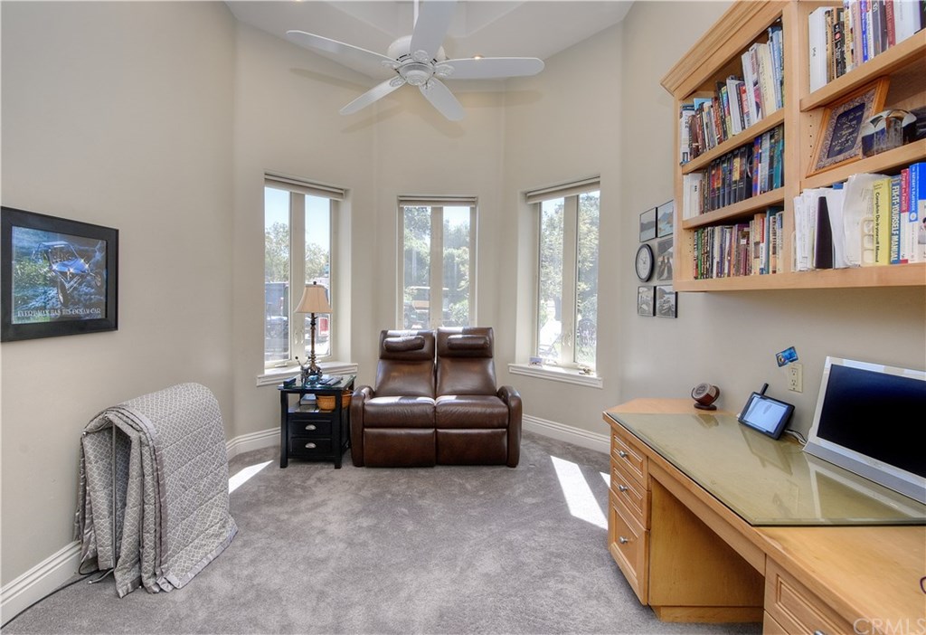 38421 Carrillo Road Fallbrook, CA 92028 - Photo 36 of 57 HIS AND HER OFFICES