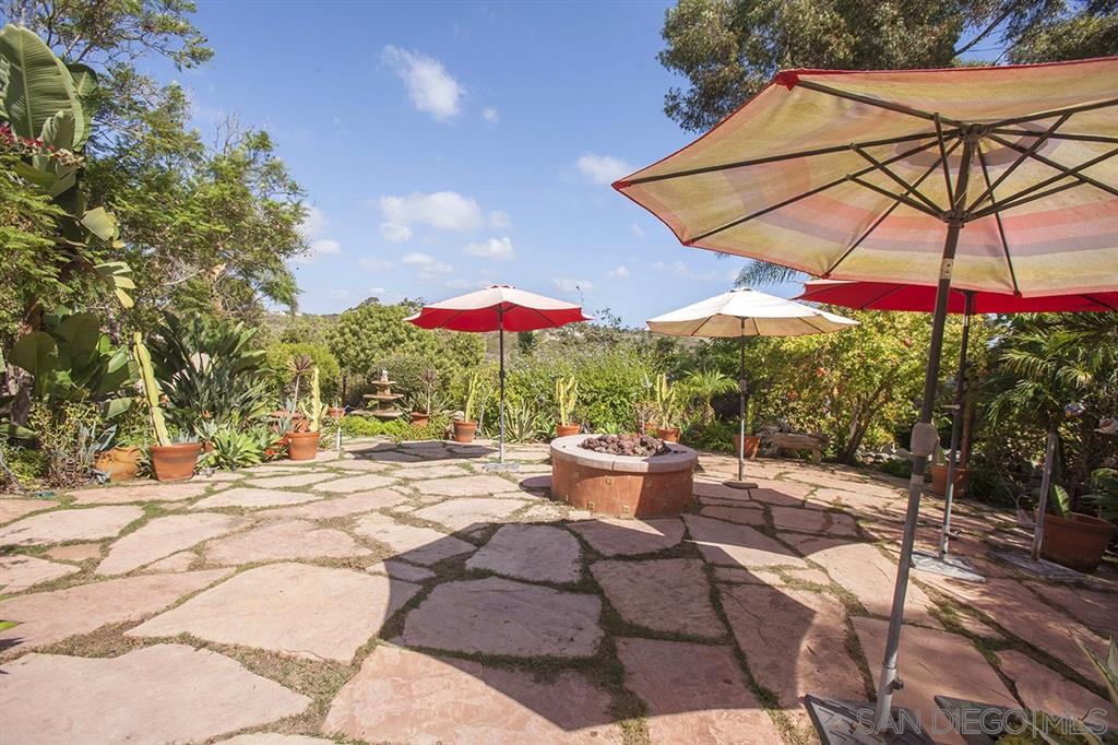1183 Saxony Road Encinitas, CA 92024 - Photo 11 of 14