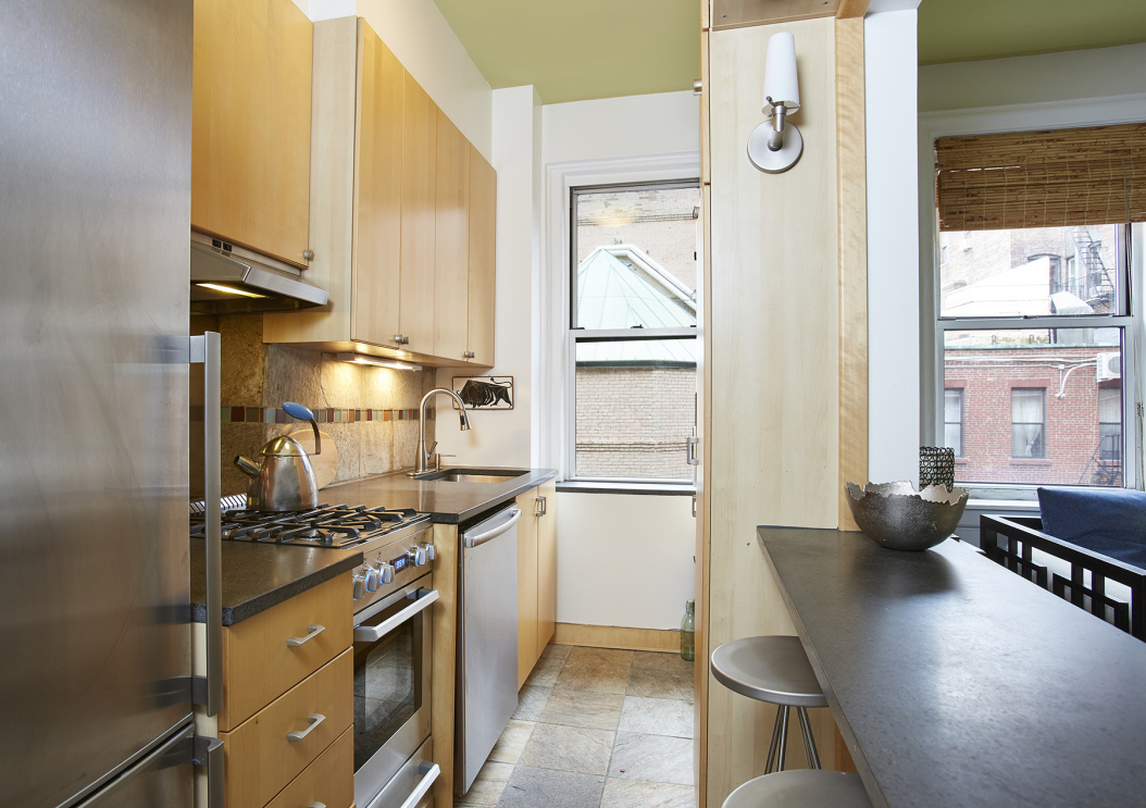 16 East 98th Street, Unit 5B Manhattan, NY 10029 - Photo 3 of 10