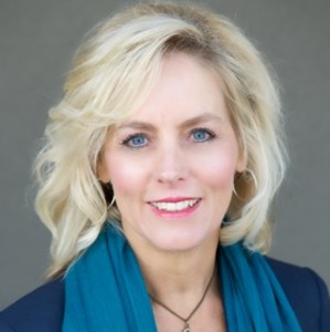 Janet Stearns, Agent in  - Compass