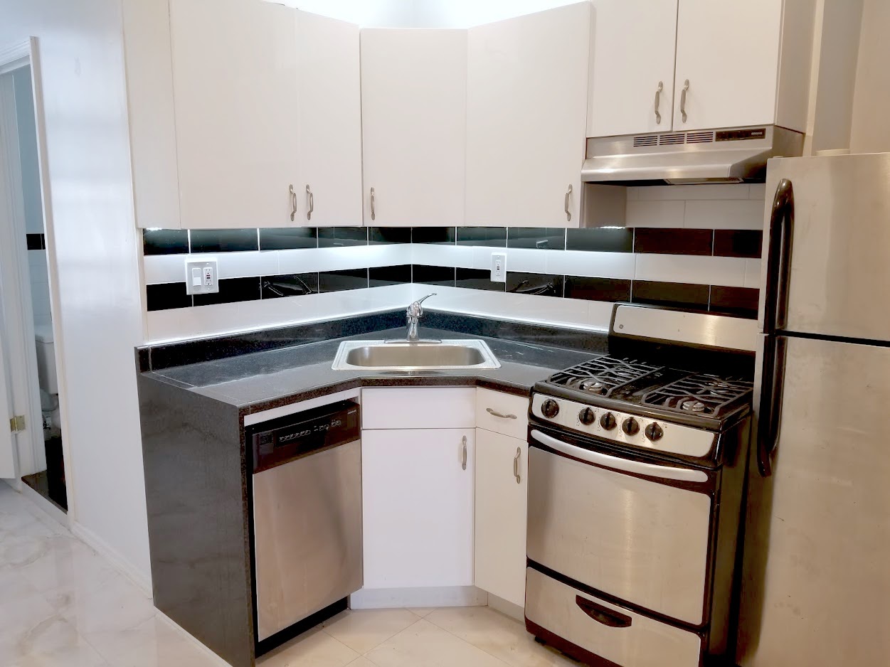 299 Devoe Street, Unit 3R Brooklyn, NY 11211 - Photo 6 of 7