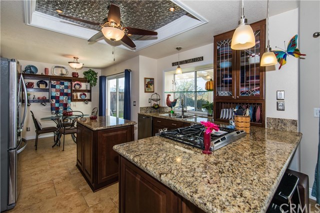 15 Bella Minozza Lake Elsinore, CA 92532 - Photo 20 of 57