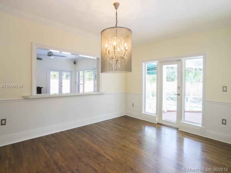 560 Northeast 57th Street Miami, FL 33137 - Photo 4 of 31