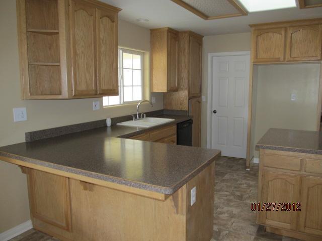 22200 Mariposa Road Tehachapi, CA 93561 - Photo 6 of 19
