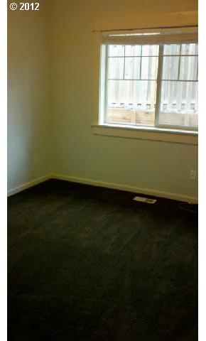 1297 Southeast Stapleton Loop Gresham, OR 97080 - Photo 1 of 13 Gallery Image 1
