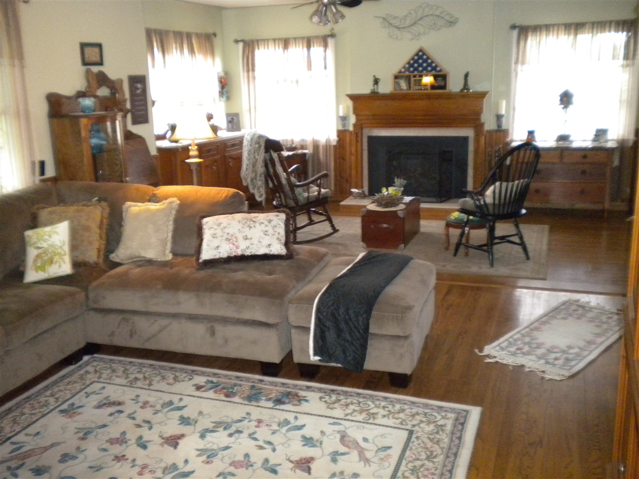 534 West Elder Street Fallbrook, CA 92028 - Photo 5 of 11