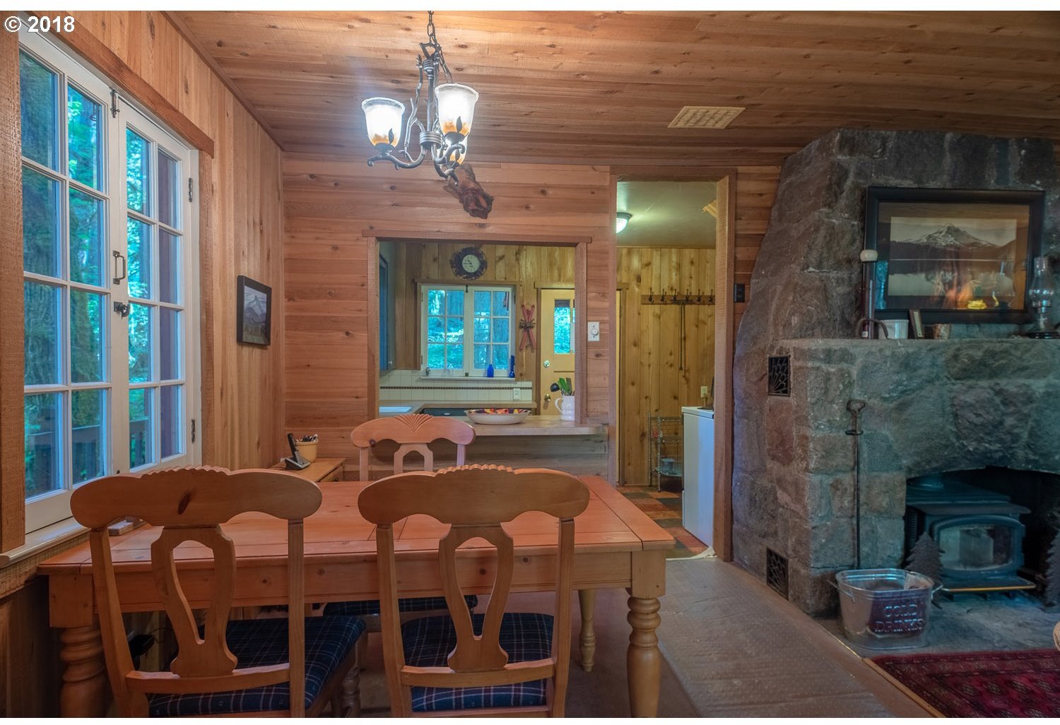 26257 East Henry Creek Road Rhododendron, OR 97049 - Photo 10 of 28 Gallery Image 10
