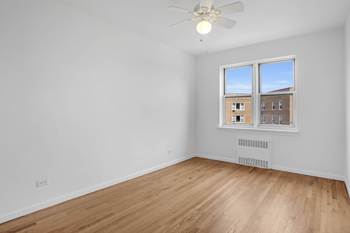 3850 Hudson Manor Terrace, Unit 4BE Bronx, NY 10463 - Photo 6 of 12