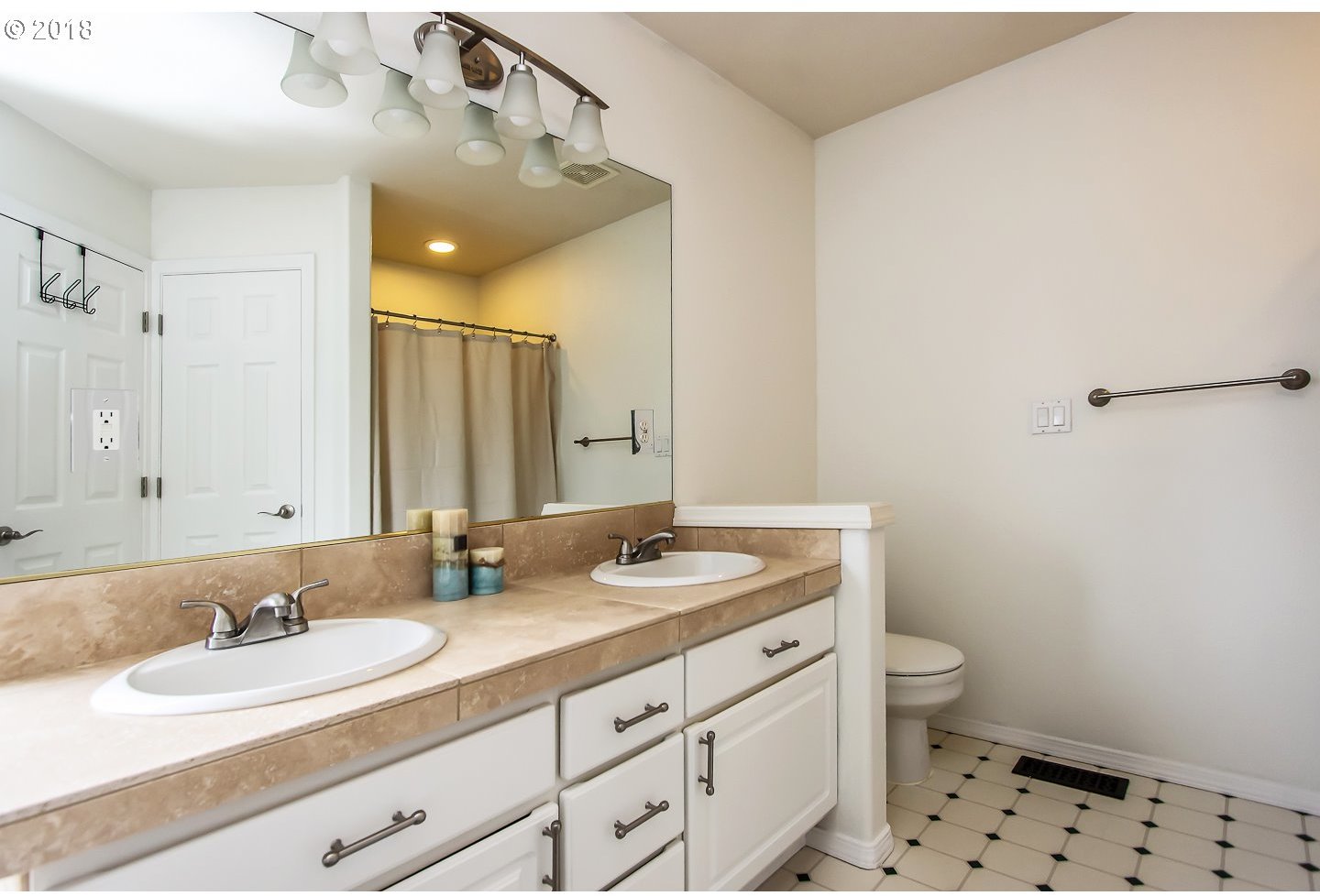12640 Southwest Canvasback Way Beaverton, OR 97007 - Photo 6 of 28 Gallery Image 6
