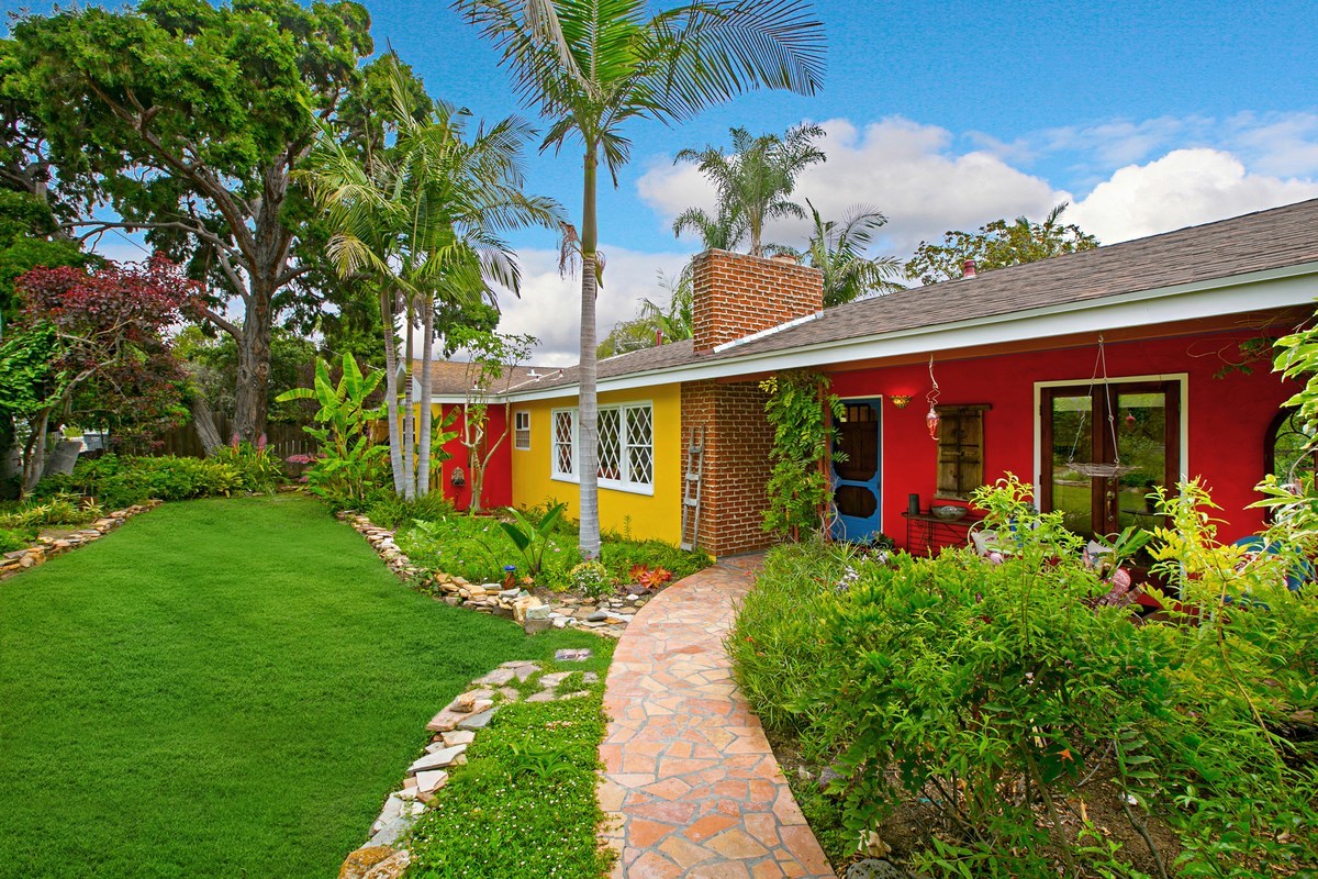 505 Orpheus Avenue Encinitas, CA 92024 - Photo 2 of 25