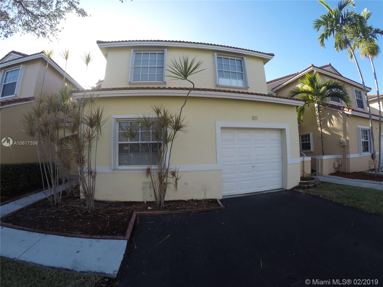 811 Southwest 178th Way Pembroke Pines, FL 33029 - Photo 1 of 51