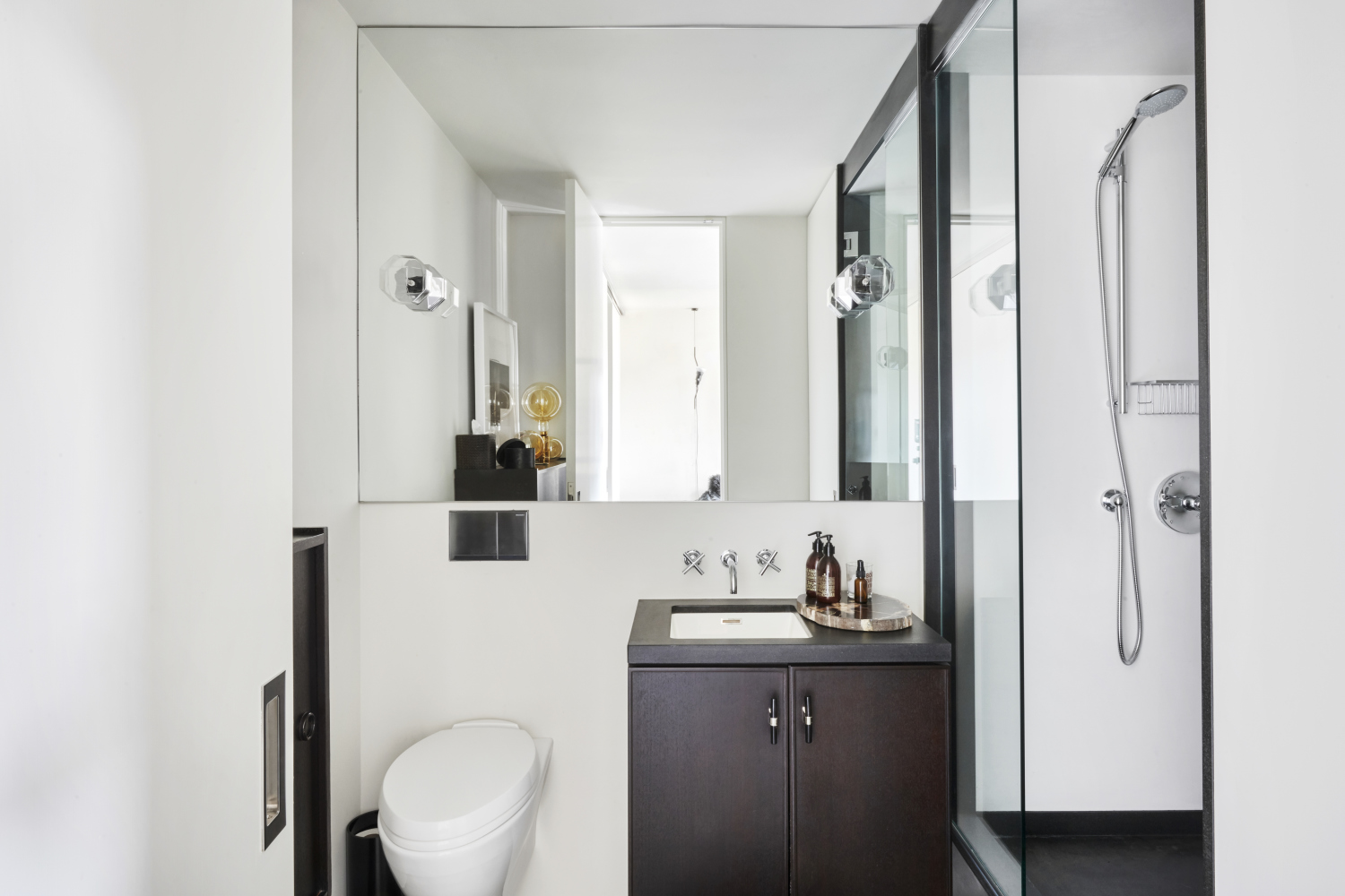 360 West 22nd Street, Unit 15B Manhattan, NY 10011 - Photo 7 of 11