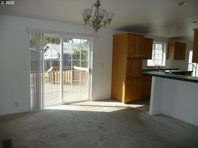 3219 Columbia Heights Road Longview, WA 98632 - Photo 10 of 16 Gallery Image 10