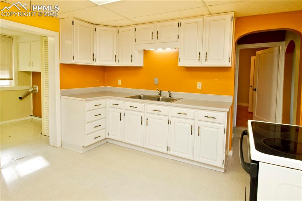 1132 Alexander Road Colorado Springs, CO 80909 - Photo 19 of 26