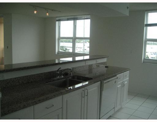 90 Alton Road, Unit TH8 Miami Beach, FL 33139 - Photo 11 of 11