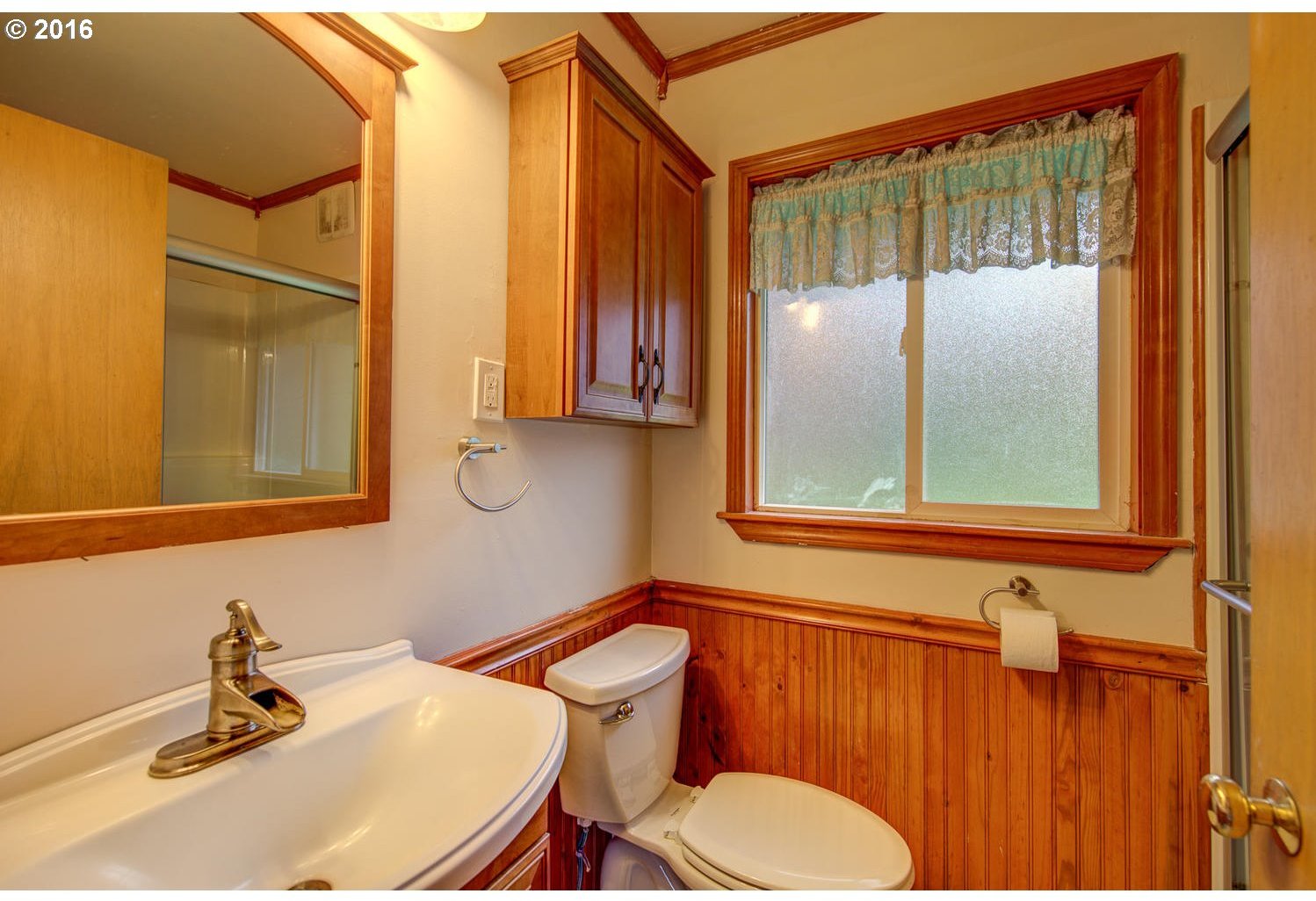 8075 Southwest Scholls Ferry Road Beaverton, OR 97008 - Photo 20 of 31 Gallery Image 20