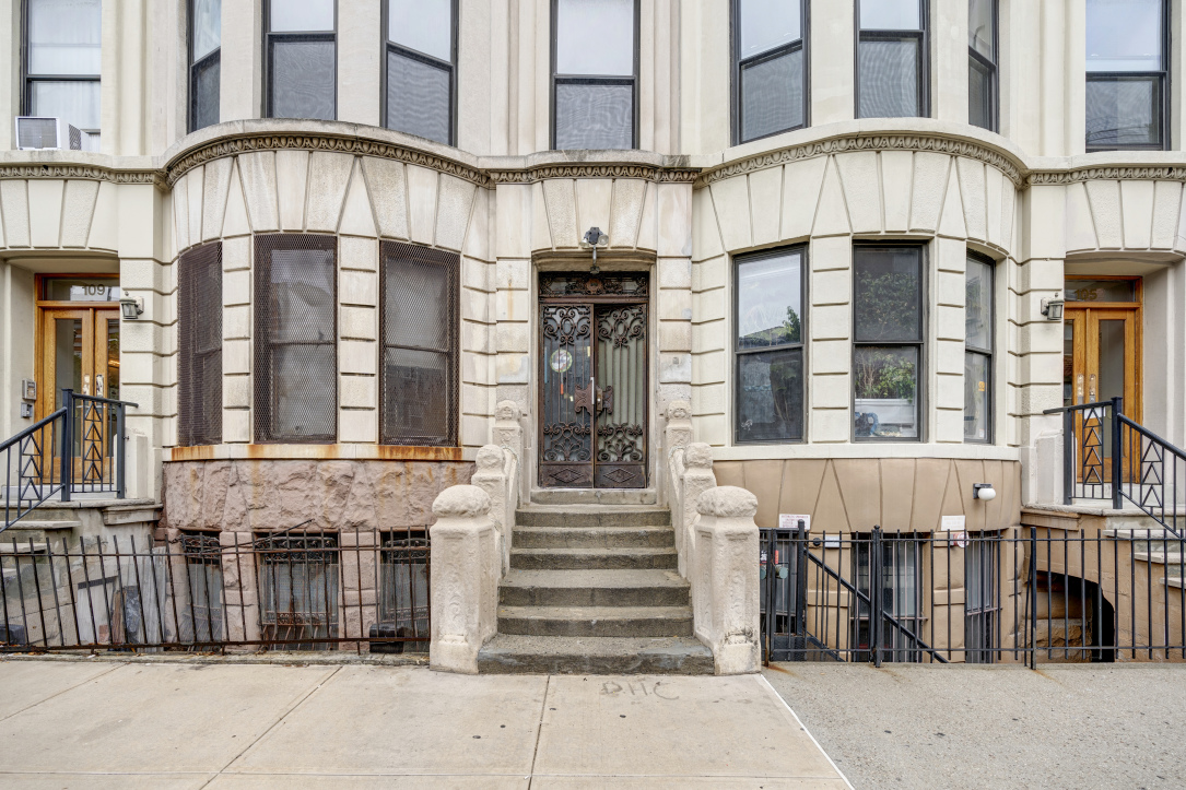 107 West 117th Street Manhattan, NY 10026 - Photo 1 of 23