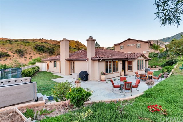 1740 Oakridge Drive Corona, CA 92882 - Photo 7 of 45