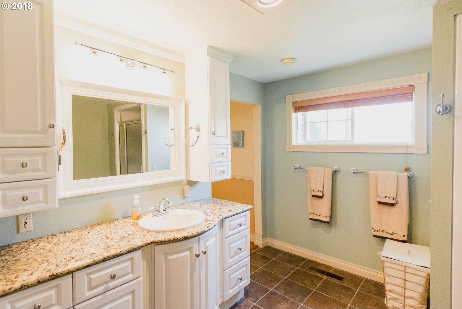 2096 Nonpareil Road Sutherlin, OR 97479 - Photo 13 of 31