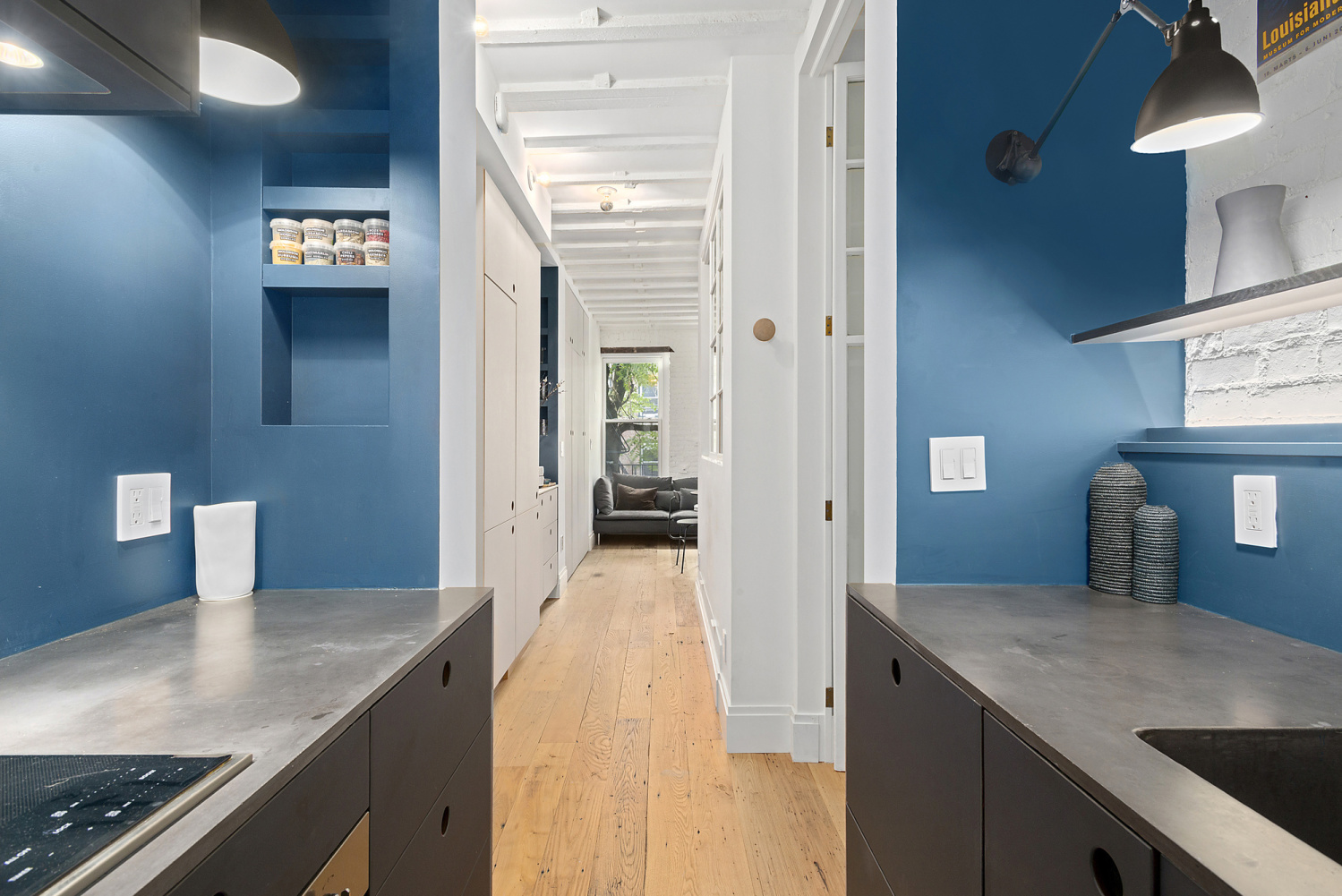 138 West 10th Street, Unit 2RW Manhattan, NY 10014 - Photo 1 of 7