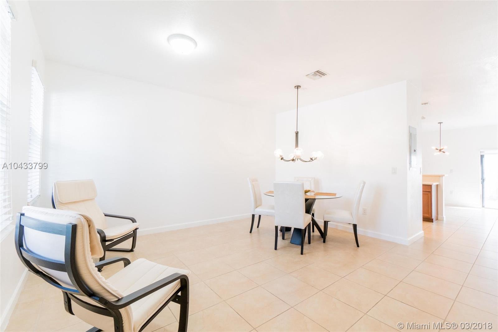 3218 Southeast 6th Street Homestead, FL 33033 - Photo 2 of 14