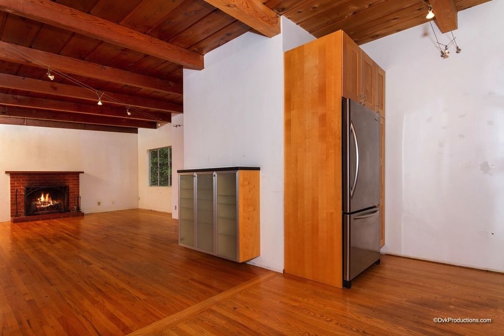 615 Arden Drive Encinitas, CA 92024 - Photo 9 of 20