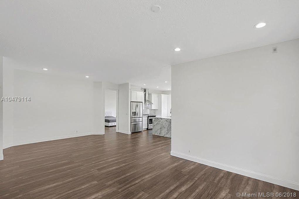 7100 Northwest Turtle Walk Boca Raton, FL 33487 - Photo 5 of 22