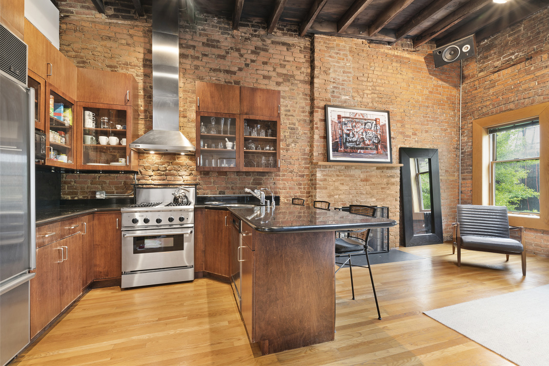 321 East 18th Street, Unit 4 Manhattan, NY 10003 - Photo 3 of 7