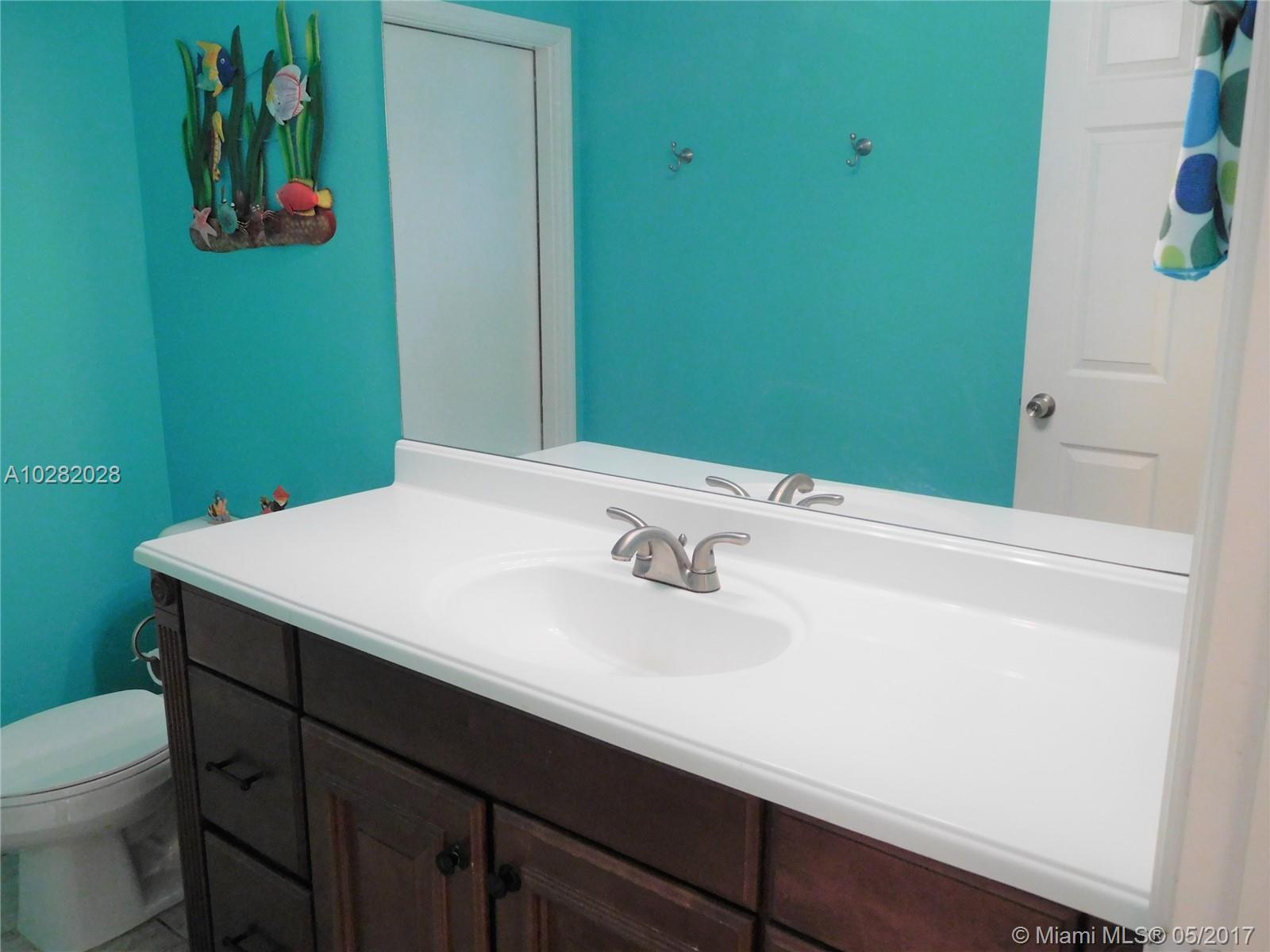 12118 Old Country Road South Wellington, FL 33414 - Photo 17 of 29