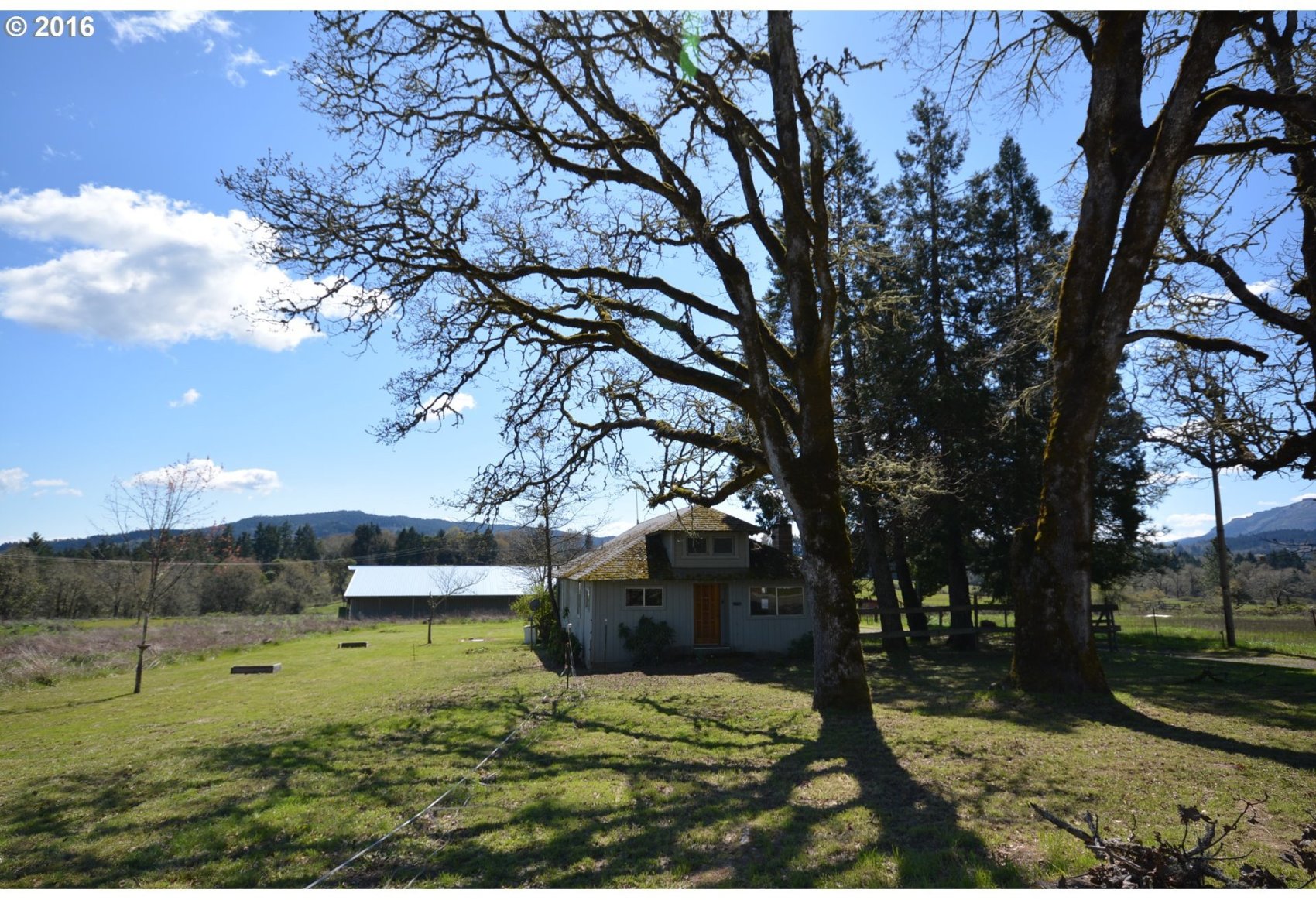 1770 Doerner Road Roseburg, OR 97471 - Photo 9 of 15