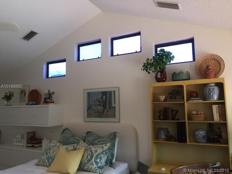1417 Riverside Circle Wellington, FL 33414 - Photo 7 of 10 Gallery Image 7