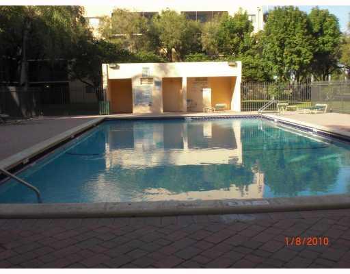 8420 Southwest 133rd Avenue Road, Unit 111 Miami, FL 33183 - Photo 13 of 14 Gallery Image 13