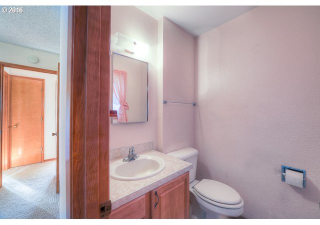 392 Insel Road Woodland, WA 98674 - Photo 19 of 27 Gallery Image 19