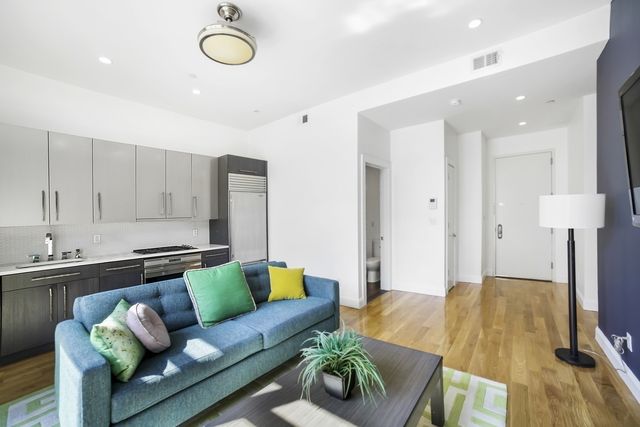 $820,000 | 90 North 5th Street, Unit 1C | Williamsburg