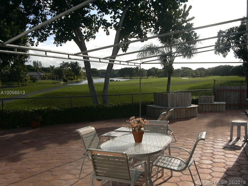 150 Greens Road Hollywood, FL 33021 - Photo 17 of 24 Gallery Image 17