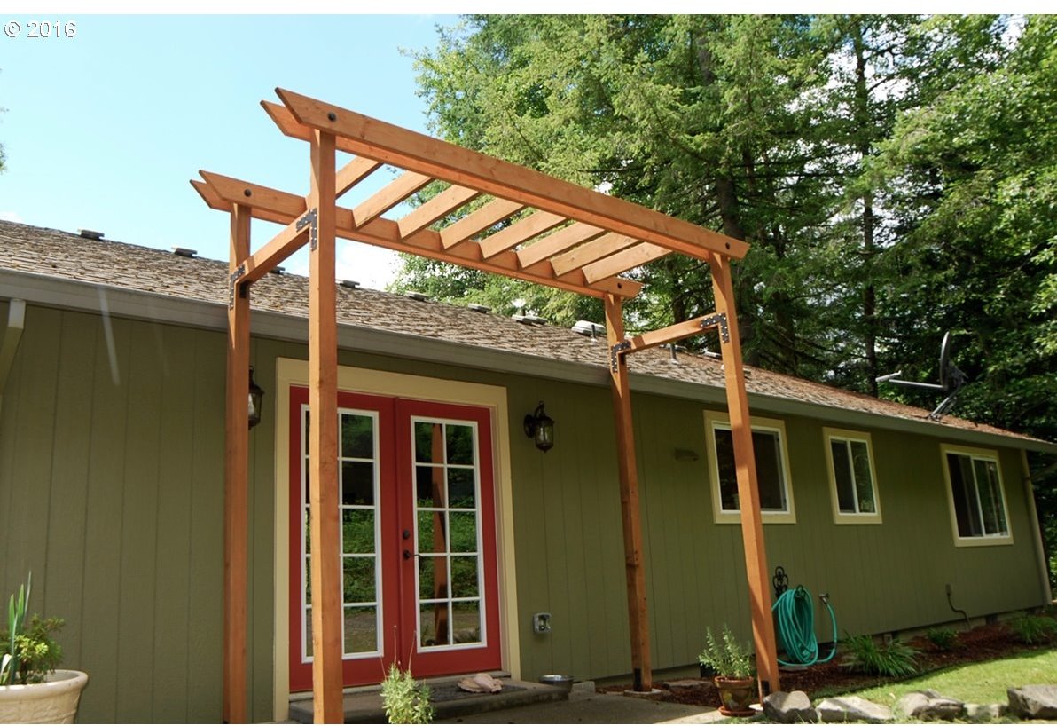 112 Hideeho Road Washougal, WA 98671 - Photo 1 of 12 Gallery Image 1