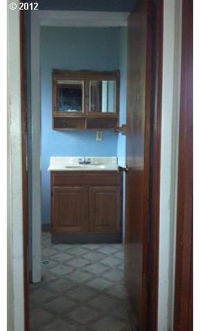 600 Southeast Hogan Road Gresham, OR 97080 - Photo 11 of 11 Gallery Image 11