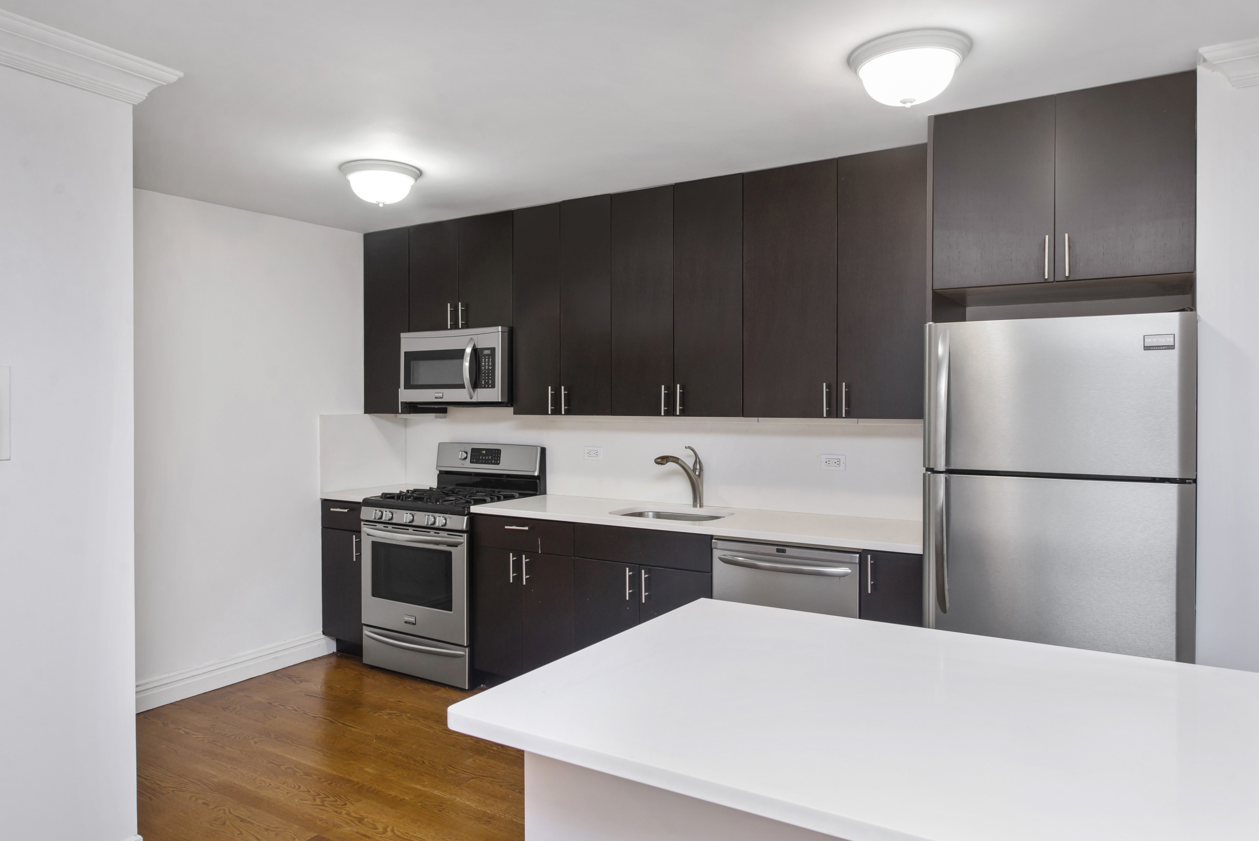 333 East 34th Street, Unit 2C Manhattan, NY 10016 - Photo 5 of 9