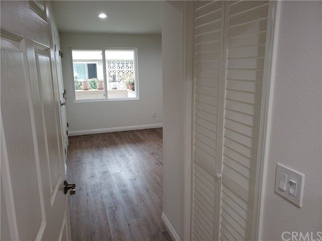 $405,000 | 1771 Sunningdale Road, Unit 49E M14, Seal Beach, CA 90740