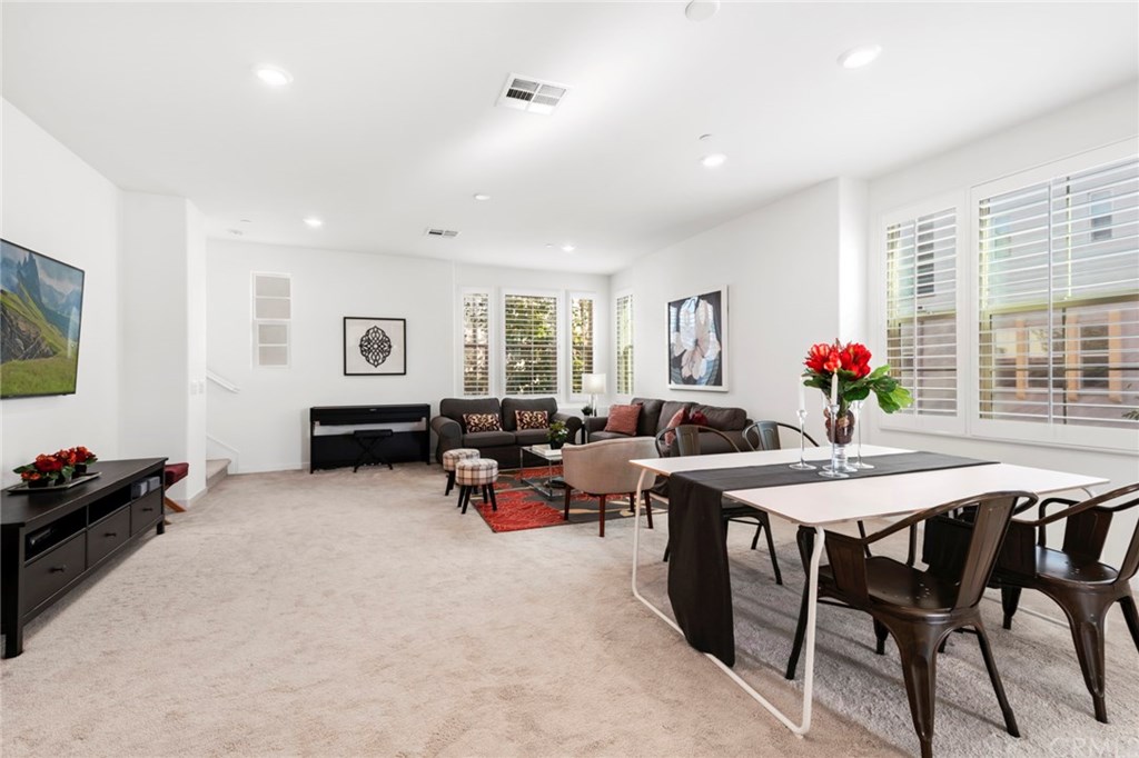 130 Acamar Irvine, CA 92618 - Photo 5 of 30