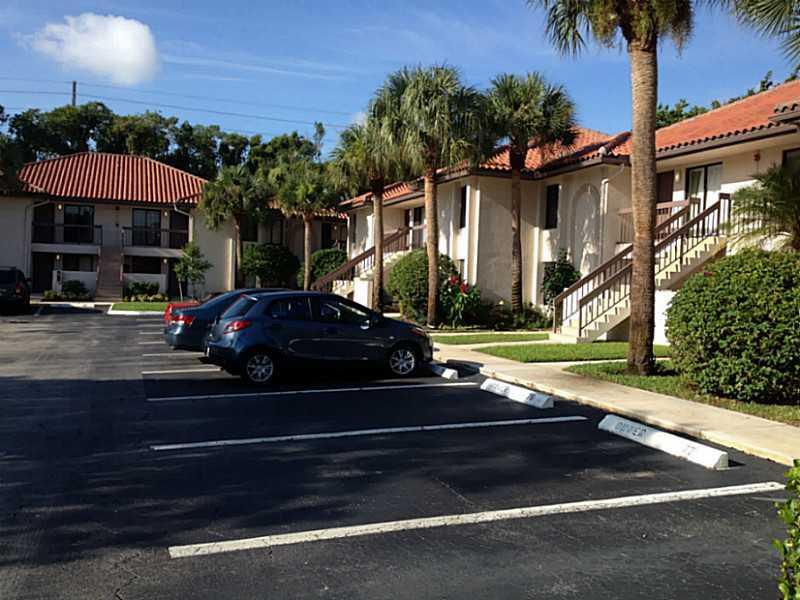 Boca Teeca Boca Raton, FL 33487 - Photo 2 of 24