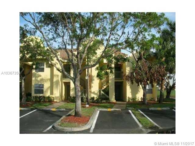 386 Southwest 113th Way, Unit 386 Pembroke Pines, FL 33025 - Photo 2 of 2