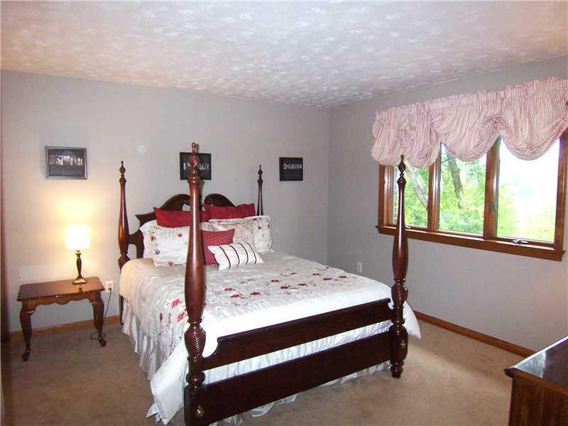 145 Harmony Road Wexford, PA 15090 - Photo 10 of 20 Gallery Image 10