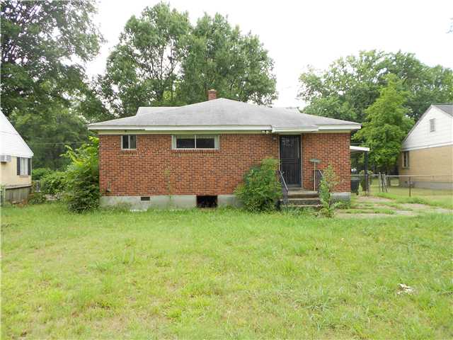 2054 Brighton Road Memphis, TN 38128 - Photo 7 of 10 Large fenced backyard